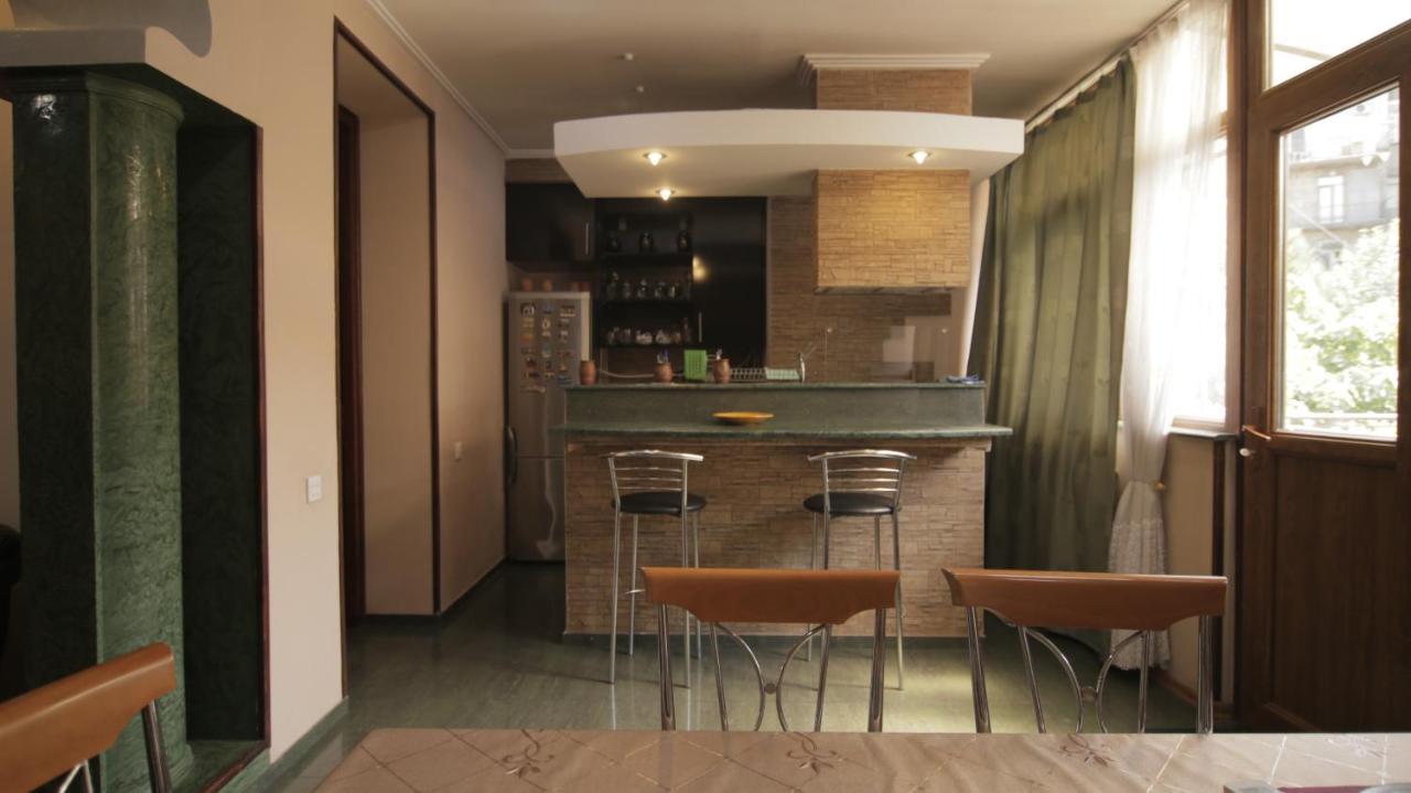 Apartment On Sanapiro Tbilisi Zewnętrze zdjęcie